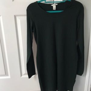 Hunter green basic long sleeve dress